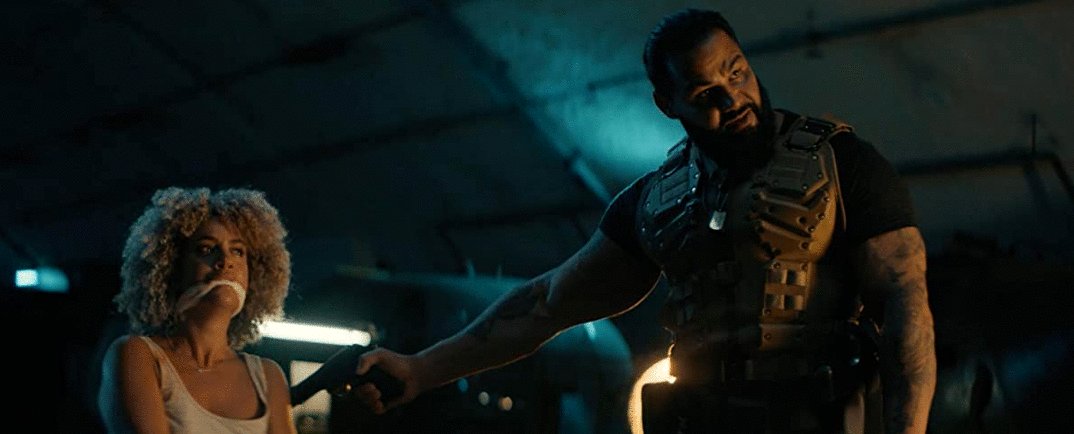 Photo from the movie Last Man Down