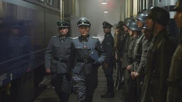 Photo du film Walking with the Enemy