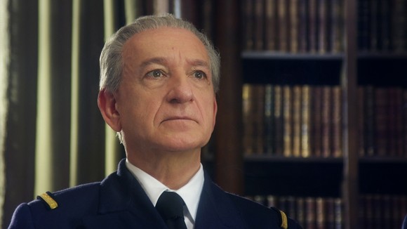 Photo du film Walking with the Enemy