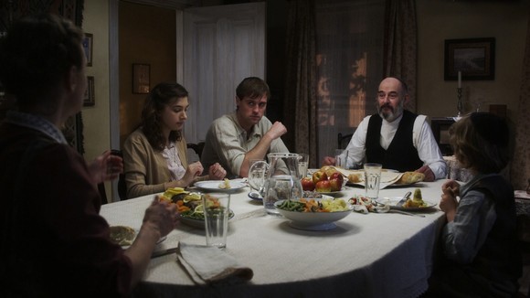 Photo du film Walking with the Enemy