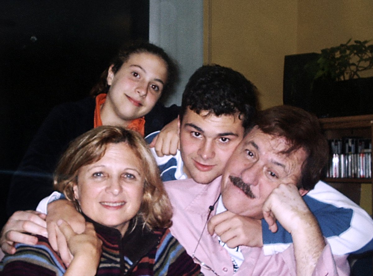 Photo from the movie Les Rose