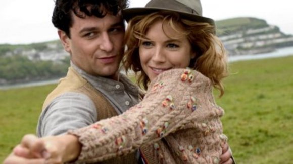 Photo from the movie The Edge of Love