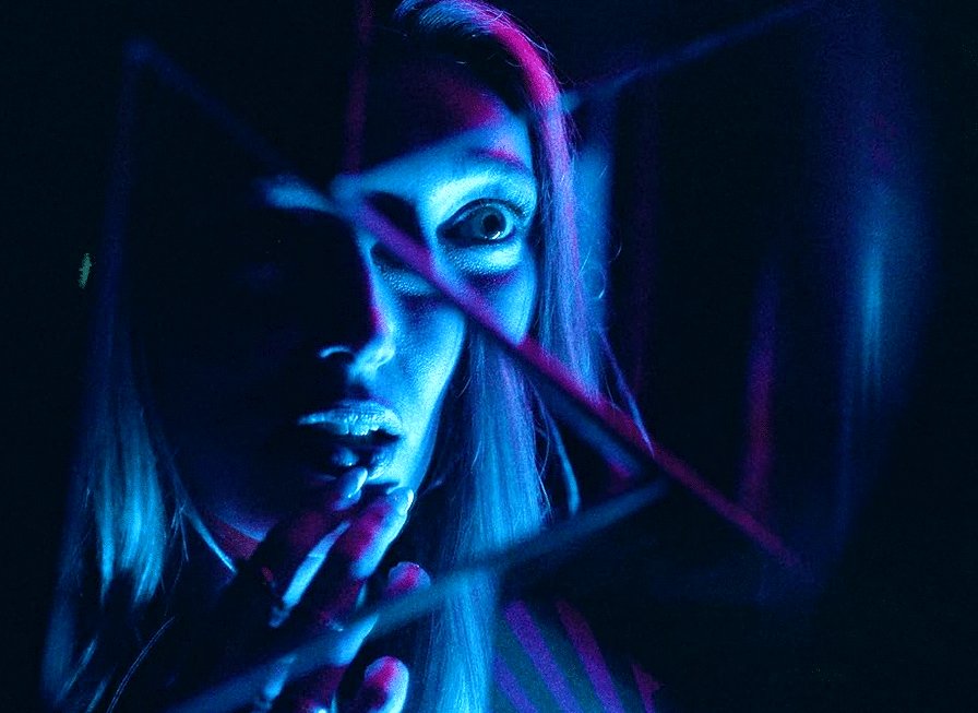 Photo from the movie It's What's Inside