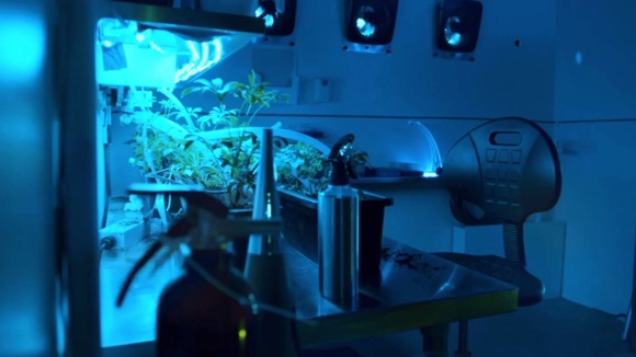 Photo from the movie 400 Days