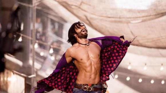 Photo from the movie Ram-Leela