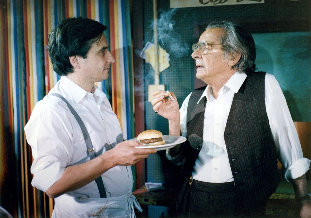 Photo from the movie I Hired A Contract Killer