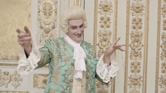 Photo du film Miss in Her Teens