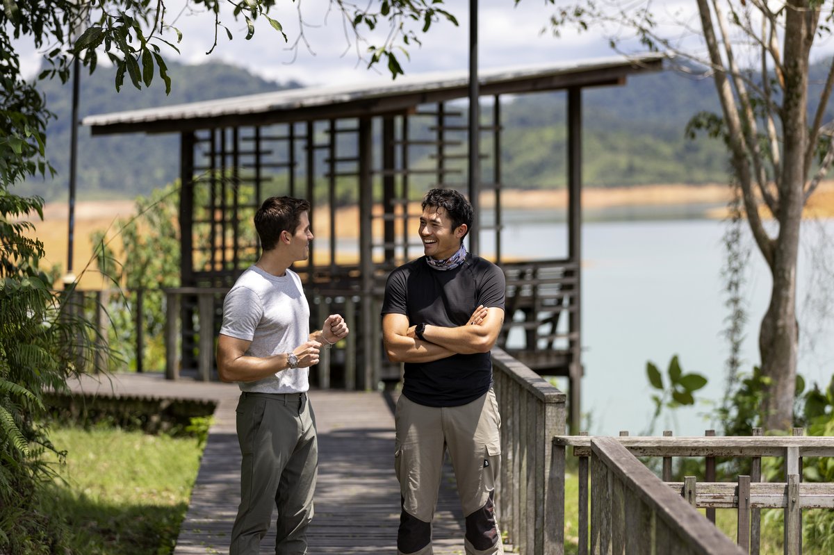 Photo from the movie No Taste Like Home with Antoni Porowski