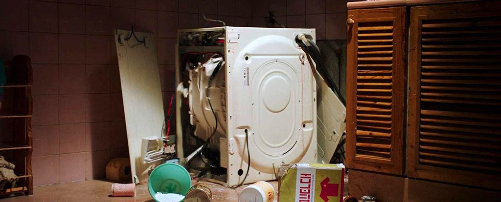 Photo from the movie In Fabric