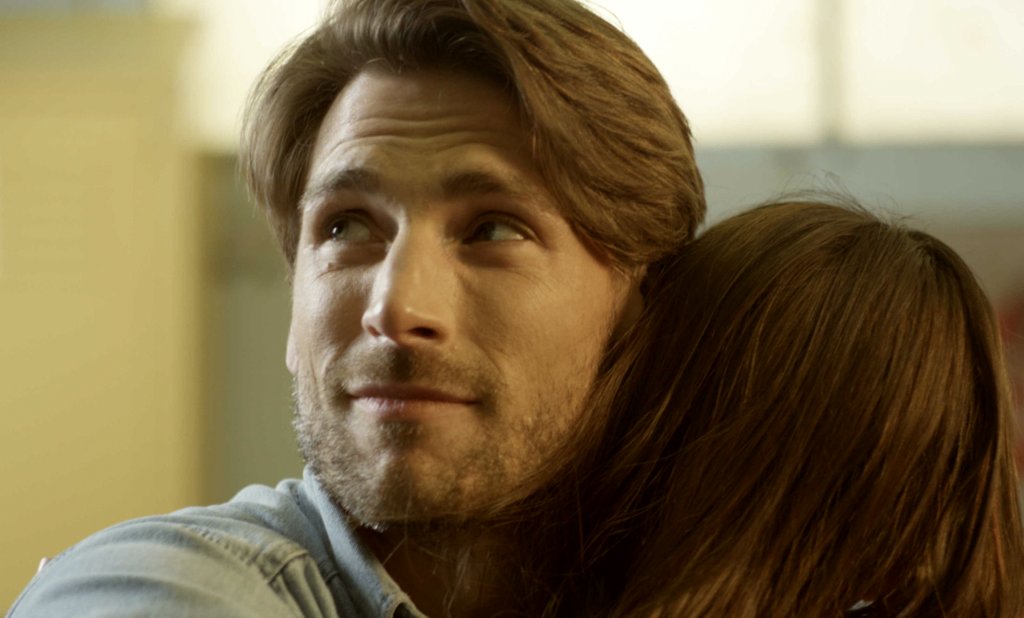 Photo from the movie God Bless the Broken Road