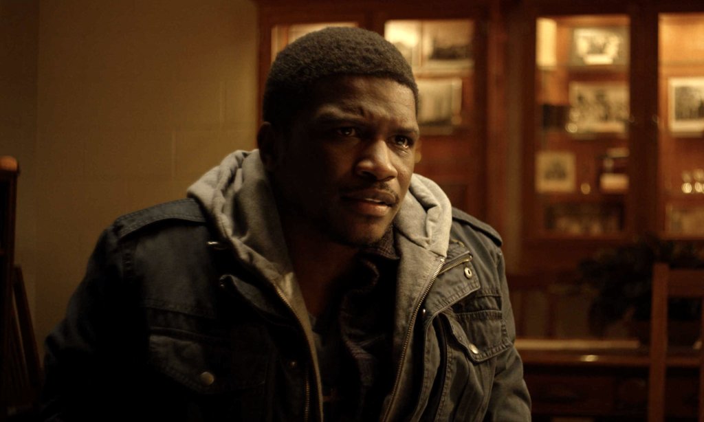 Photo from the movie God Bless the Broken Road