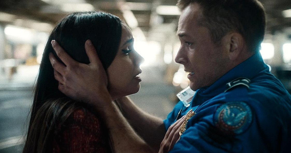 Photo from the movie Carry-On