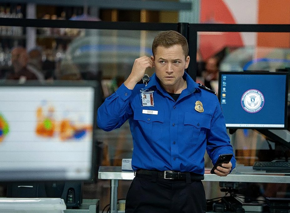 Photo from the movie Carry-On