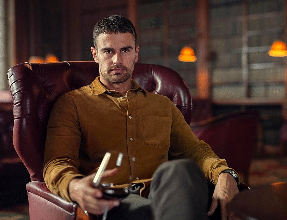 Photo from the movie The Gentlemen