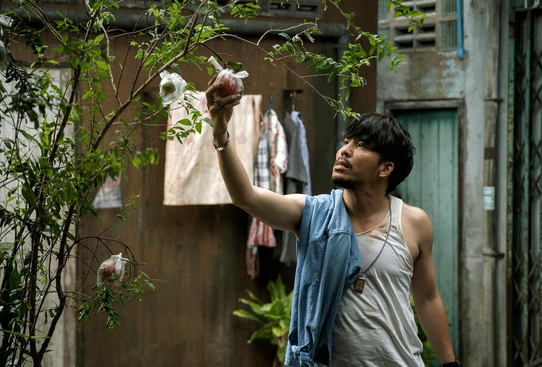 Photo from the movie How to Make Millions Before Grandma Dies