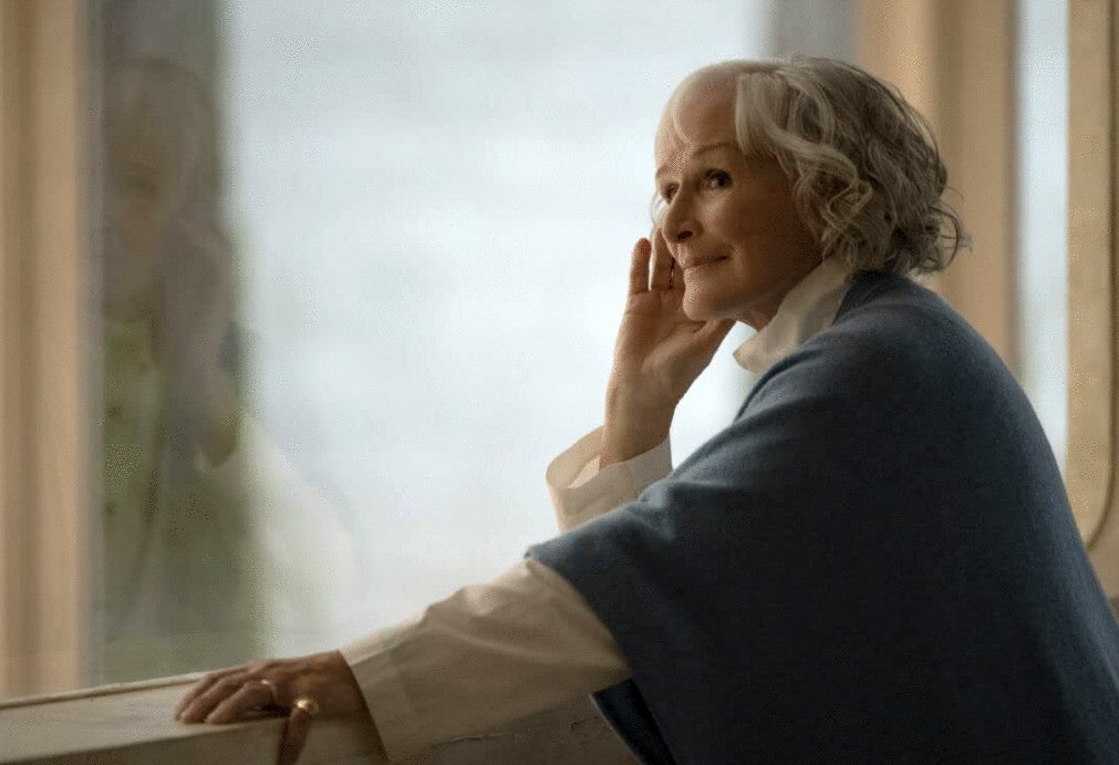 Photo from the movie Swan Song