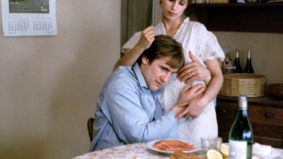 Photo from the movie The Woman Next Door