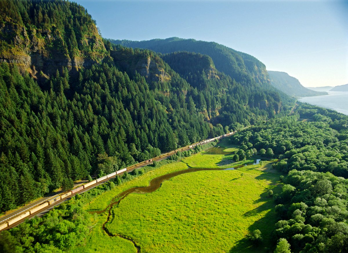 Photo from the movie Train Time