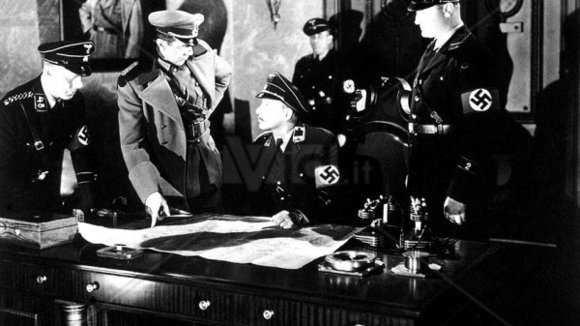 Photo from the movie Desperate Journey