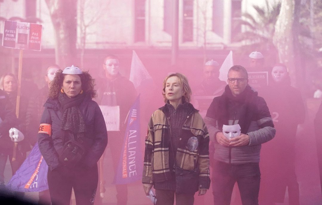 Photo from the movie My New Friends