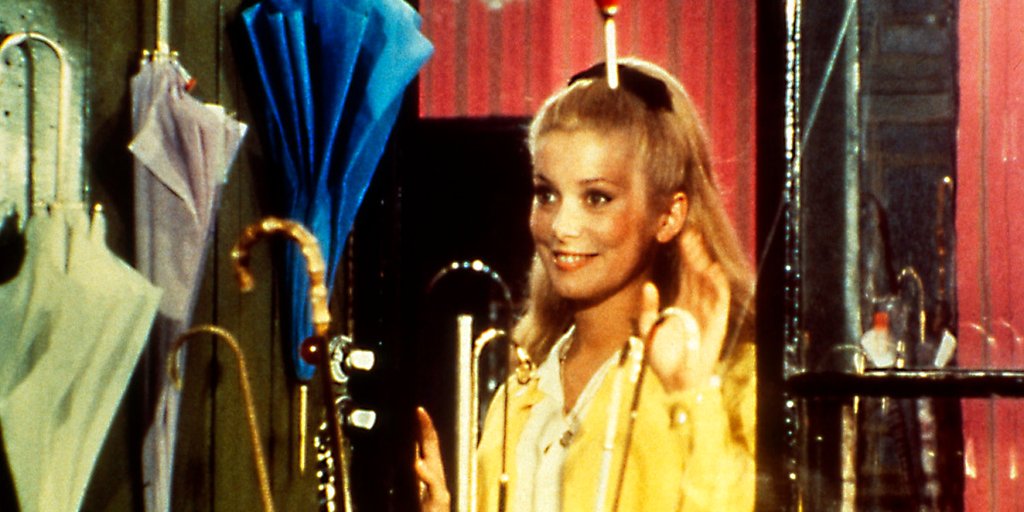 Photo du film Les parapluies de Cherbourg