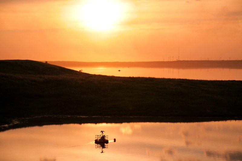 Photo from the movie To the Ends of the Earth