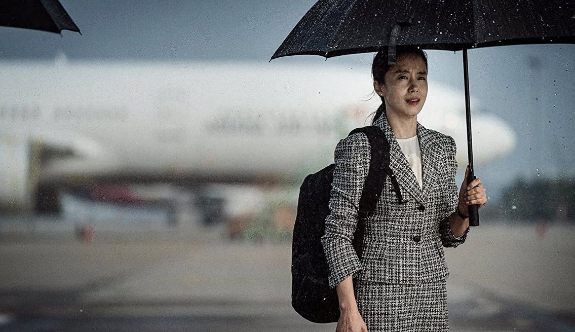 Photo from the movie Emergency Declaration