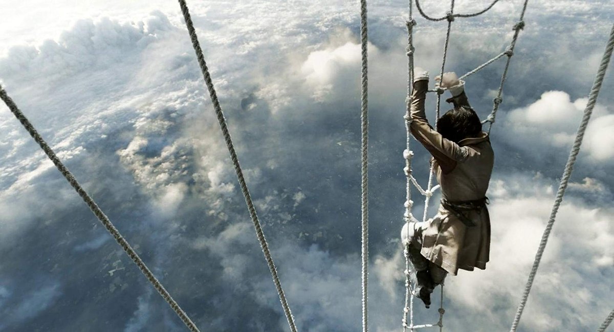 Photo from the movie The Aeronauts