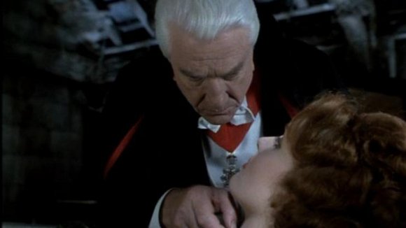 Photo from the movie Dracula: Dead and Loving It