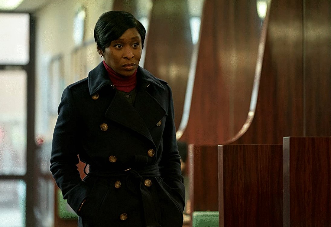 Photo from the movie Luther: The Fallen Sun