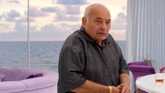 Photo from the movie Smothered by Mothers