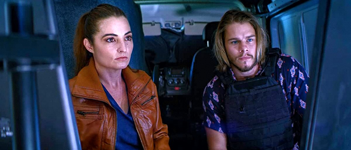 Photo from the movie Pursuit