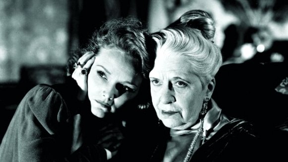 Photo du film The Curse of the Cat People