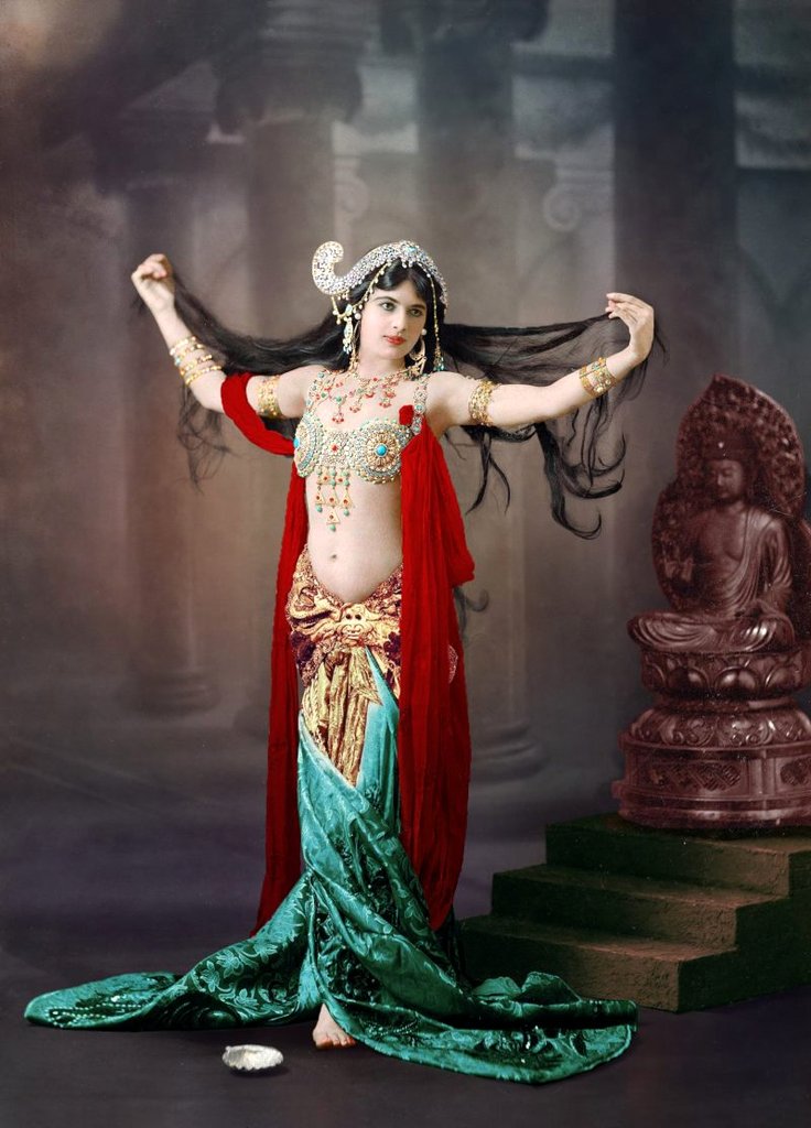 Photo du film Mata Hari: The Naked Spy