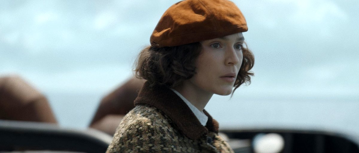 Photo from the movie Young Woman and the Sea