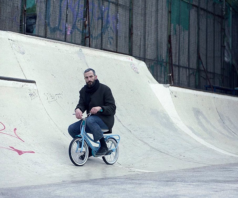 Photo from the movie Apples