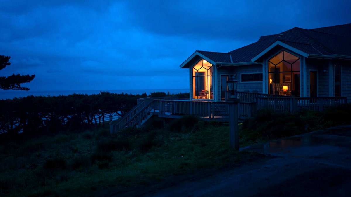 Photo from the movie The Rental