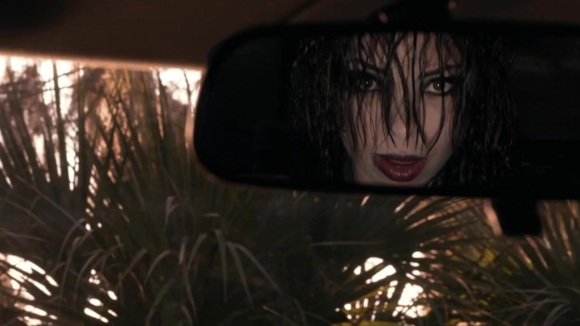 Photo du film Breaking at the Edge