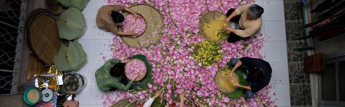 Photo from the movie Monsoon