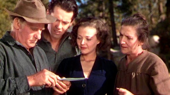 Photo from the movie The Trail of the Lonesome Pine