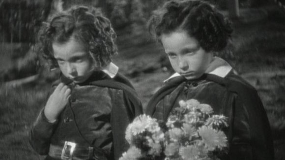 Photo from the movie Dead Ringer