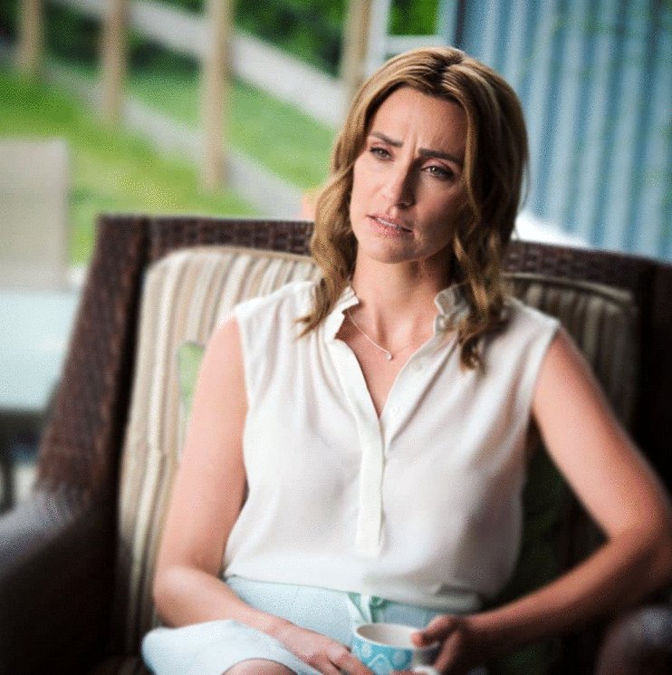 Photo from the movie Tempting Fate