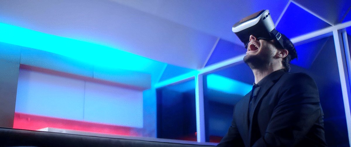 Photo from the movie Love Virtually