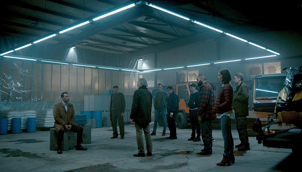 Photo from the movie Into the Night