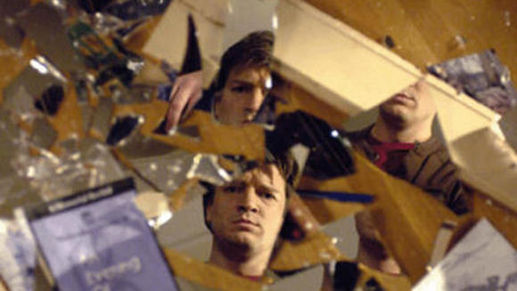 Photo from the movie White Noise 2: The Light