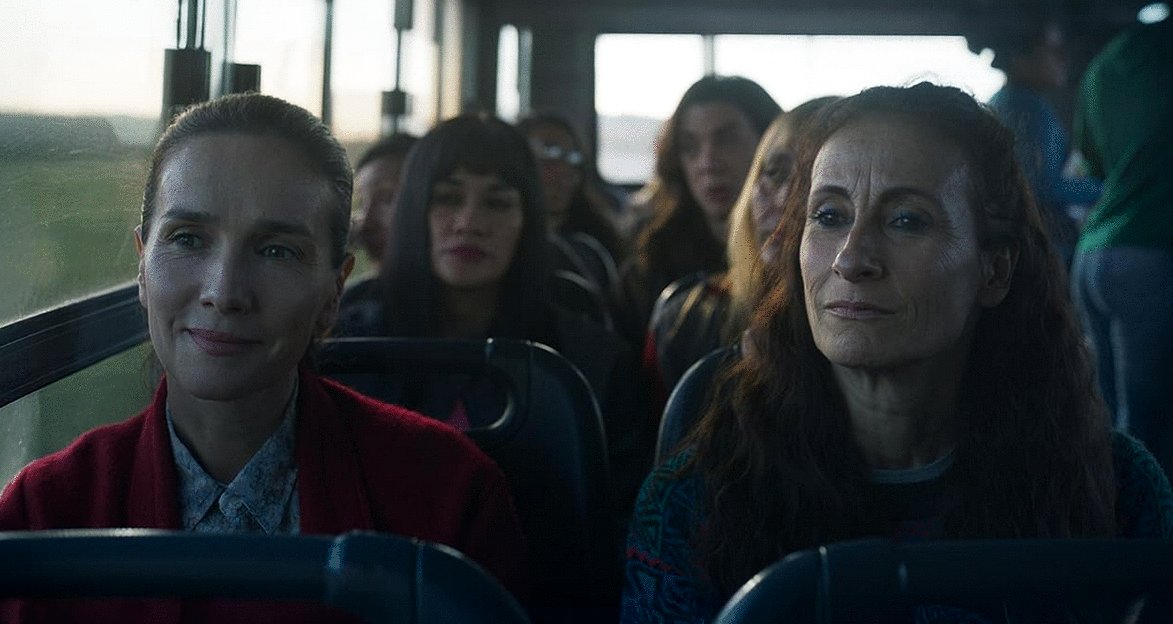 Photo from the movie The Woman in the Line