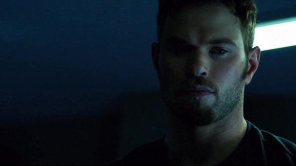 Photo from the movie Extraction