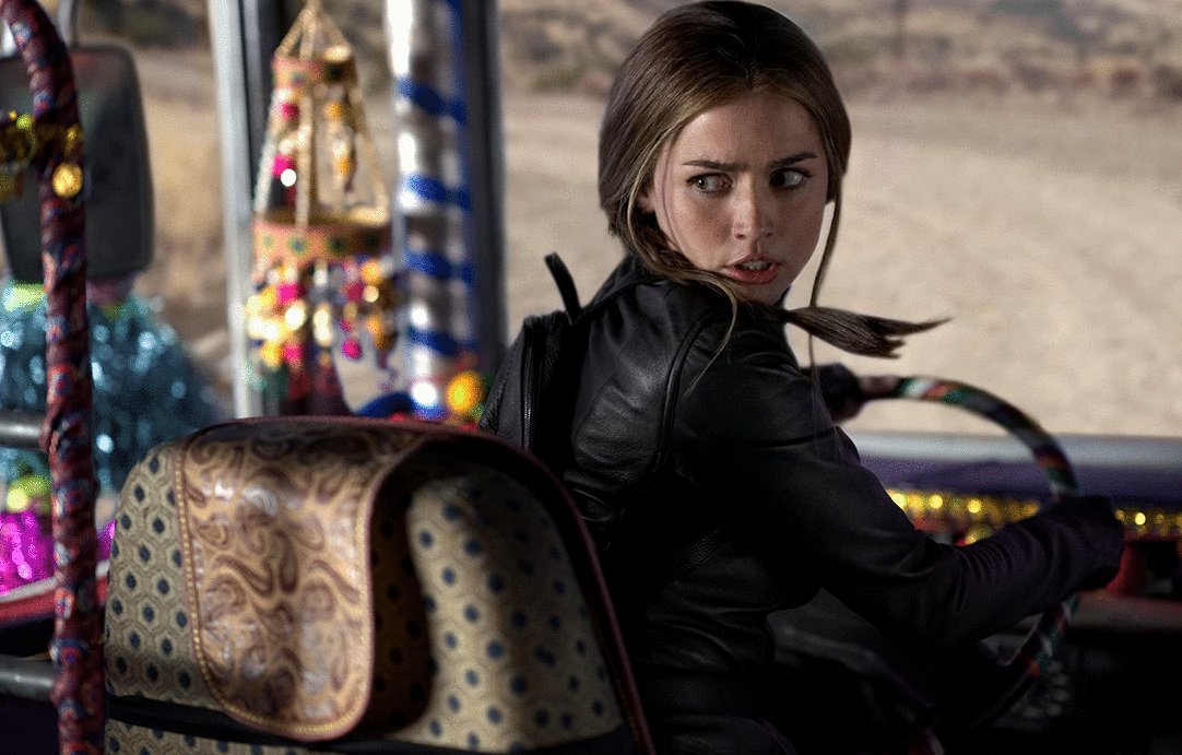 Photo from the movie Ghosted