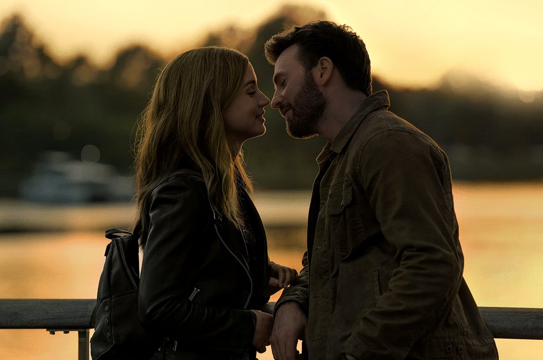 Photo from the movie Ghosted