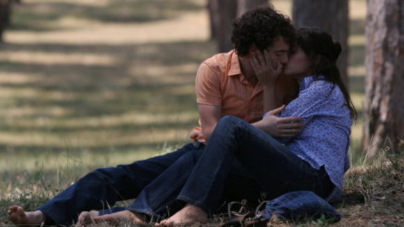 Photo from the movie My Brother Is an Only Child